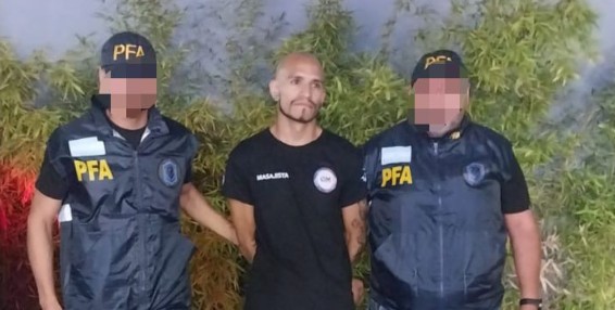 Detuvieron tras un torneo de box al acusado de arrojar una bomba molotov en el Congreso